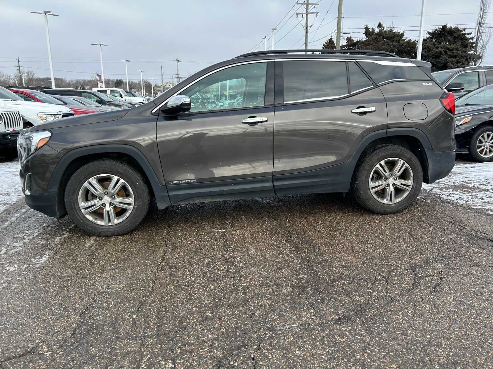 Thumbnail: 2020 GMC Terrain - 27