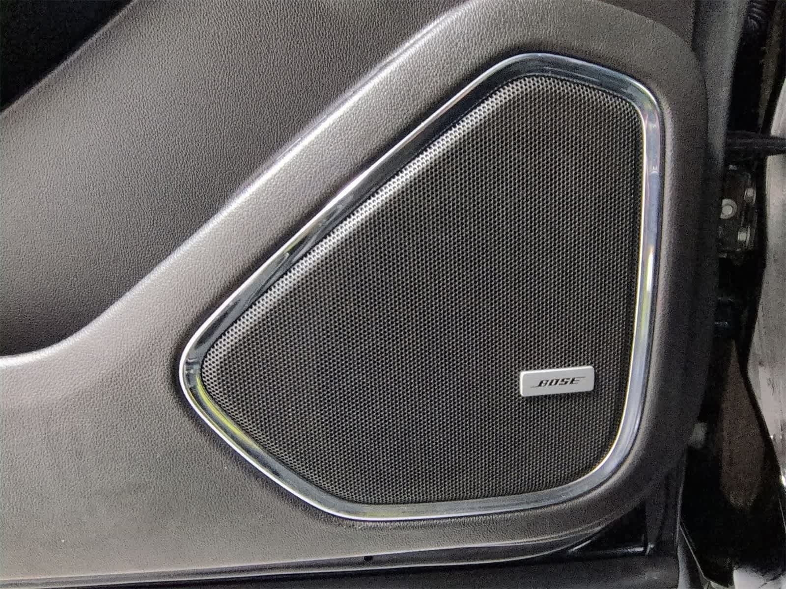 Thumbnail: 2016 Chevrolet Tahoe - 31