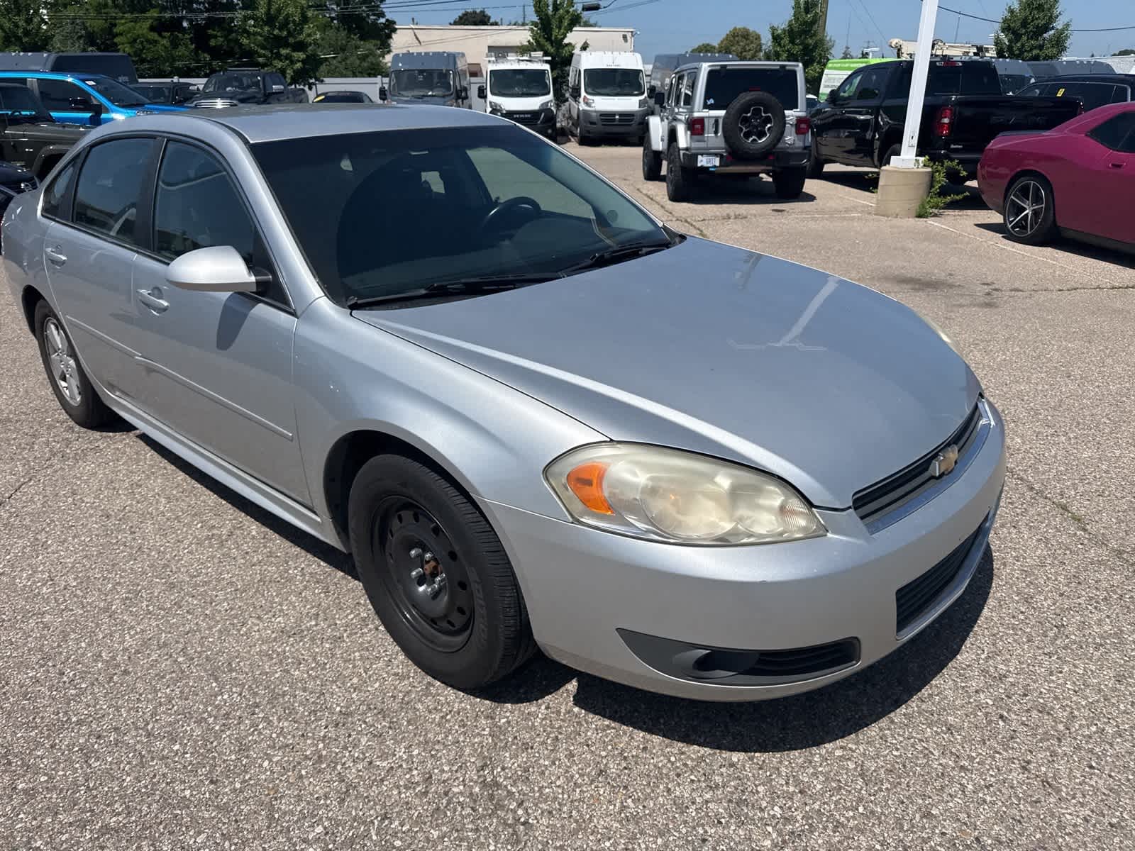Thumbnail: 2011 Chevrolet Impala - 8