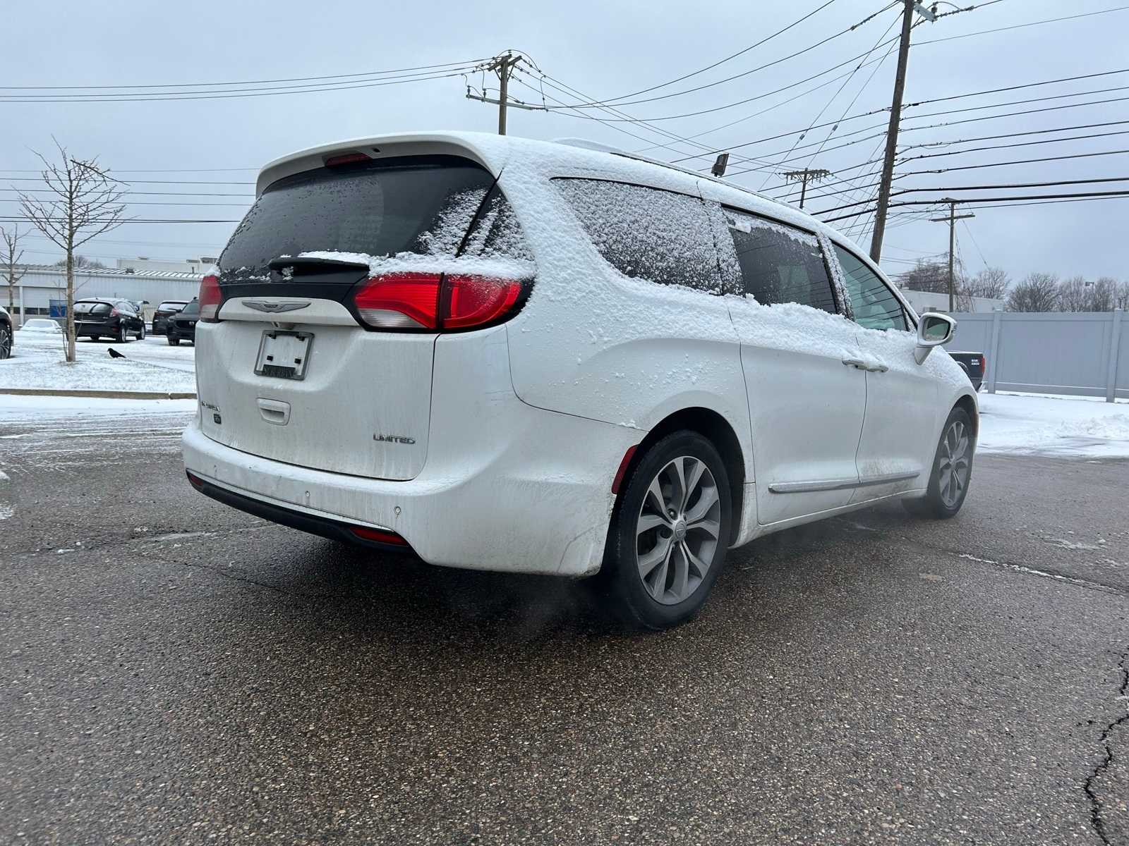 Thumbnail: 2020 Chrysler Pacifica - 15