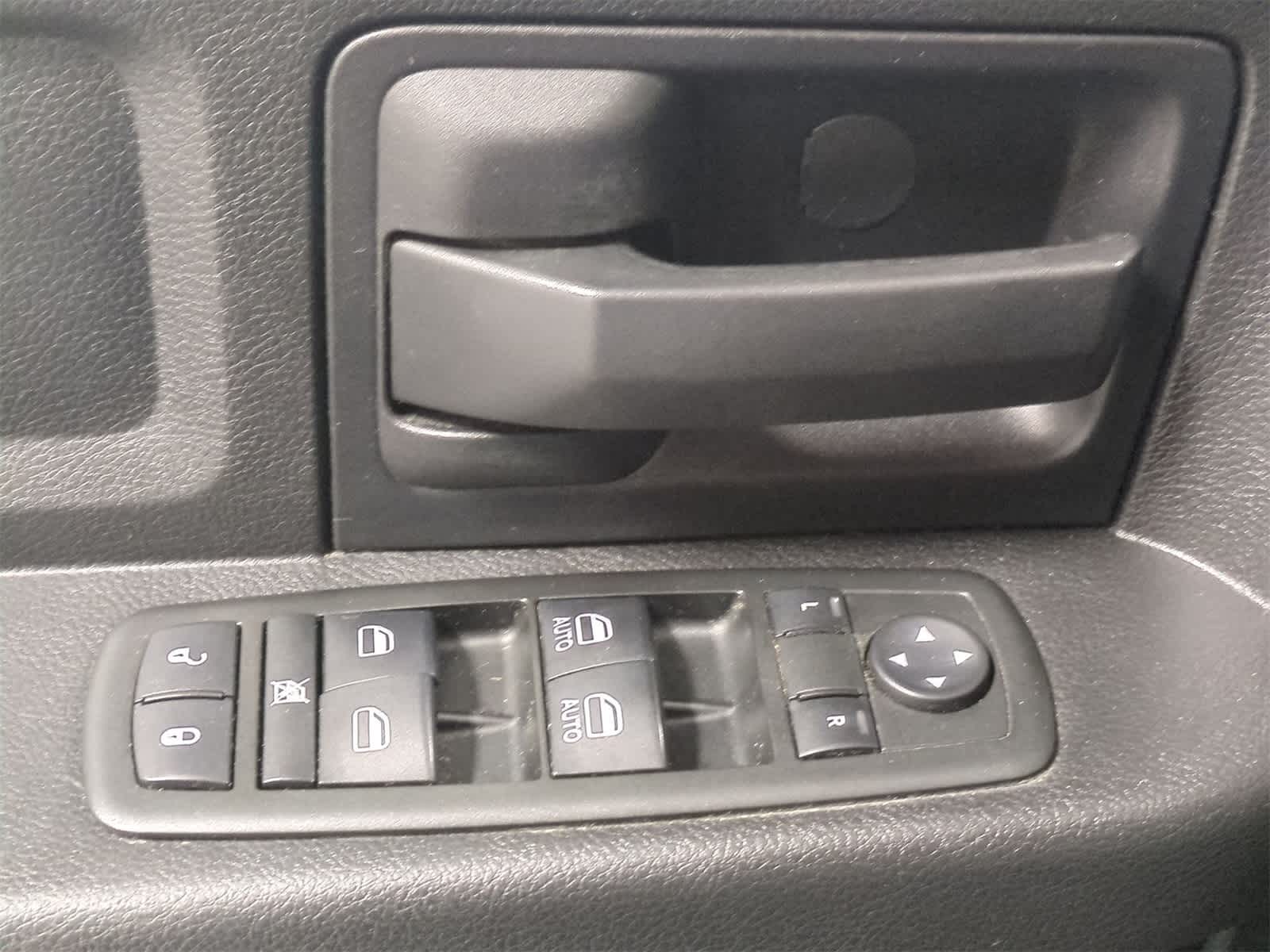 Thumbnail: 2014 RAM 1500 - 13