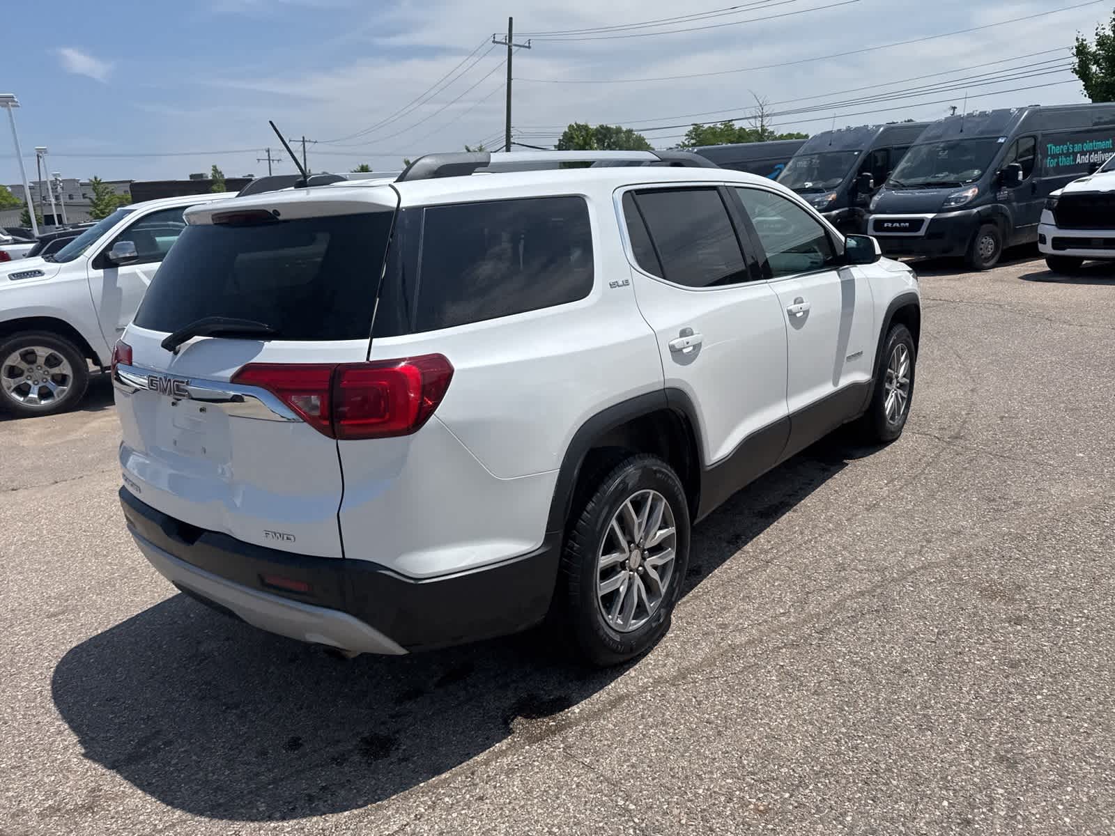 2019 GMC Acadia SLE 13