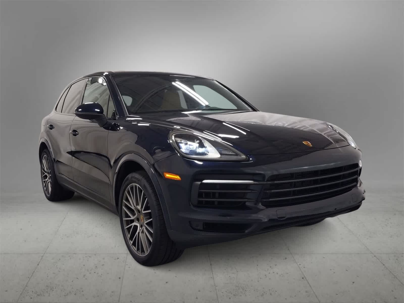 Thumbnail: 2023 Porsche Cayenne - 2