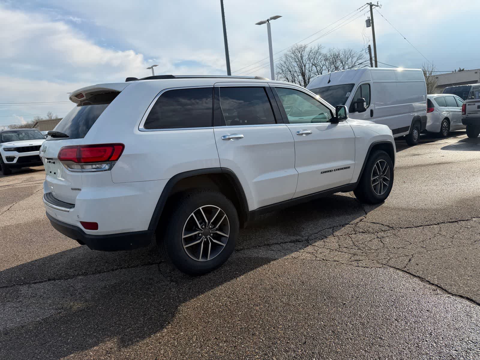 Thumbnail: 2021 Jeep Grand Cherokee - 18