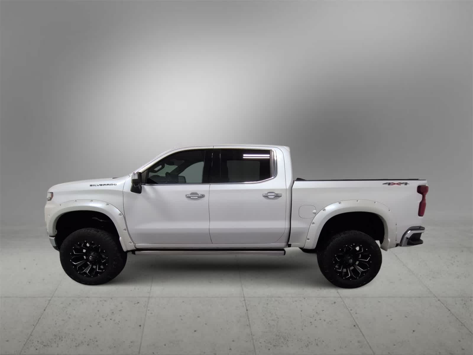 Thumbnail: 2019 Chevrolet Silverado 1500 - 5