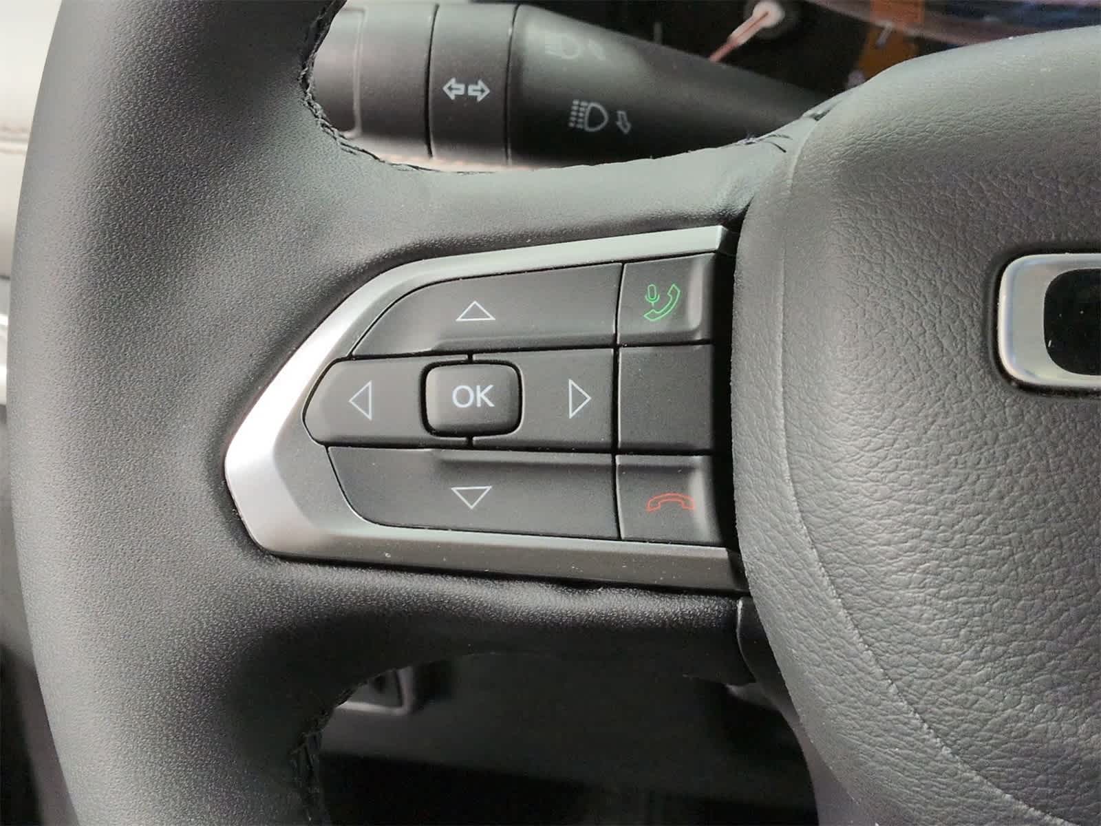 Thumbnail: 2023 Jeep Compass - 24