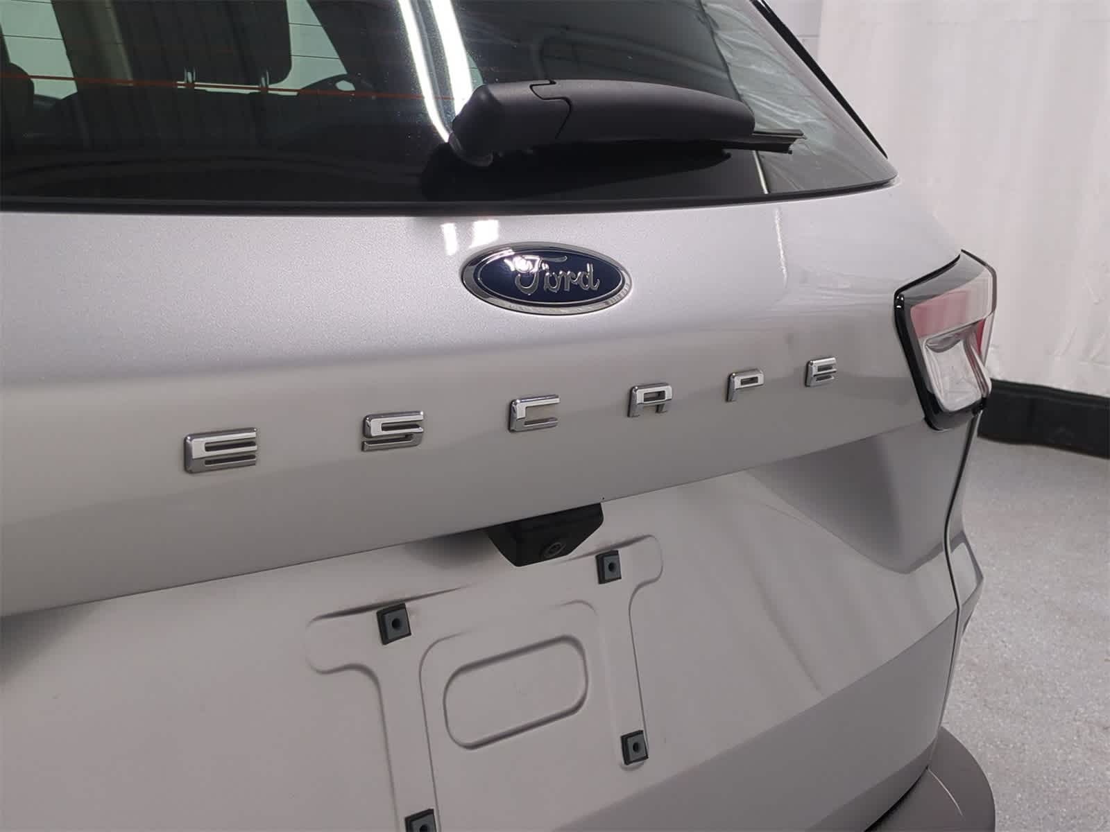 Thumbnail: 2020 Ford Escape - 13
