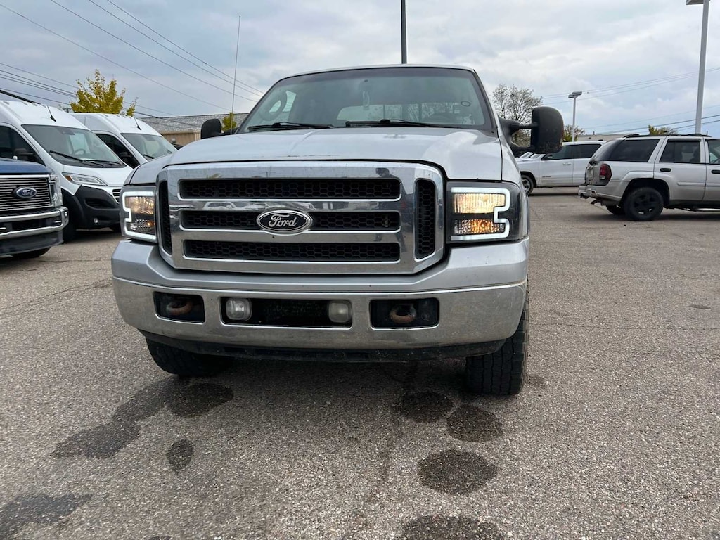 Used 2005 Ford Super Duty F-250 Truck