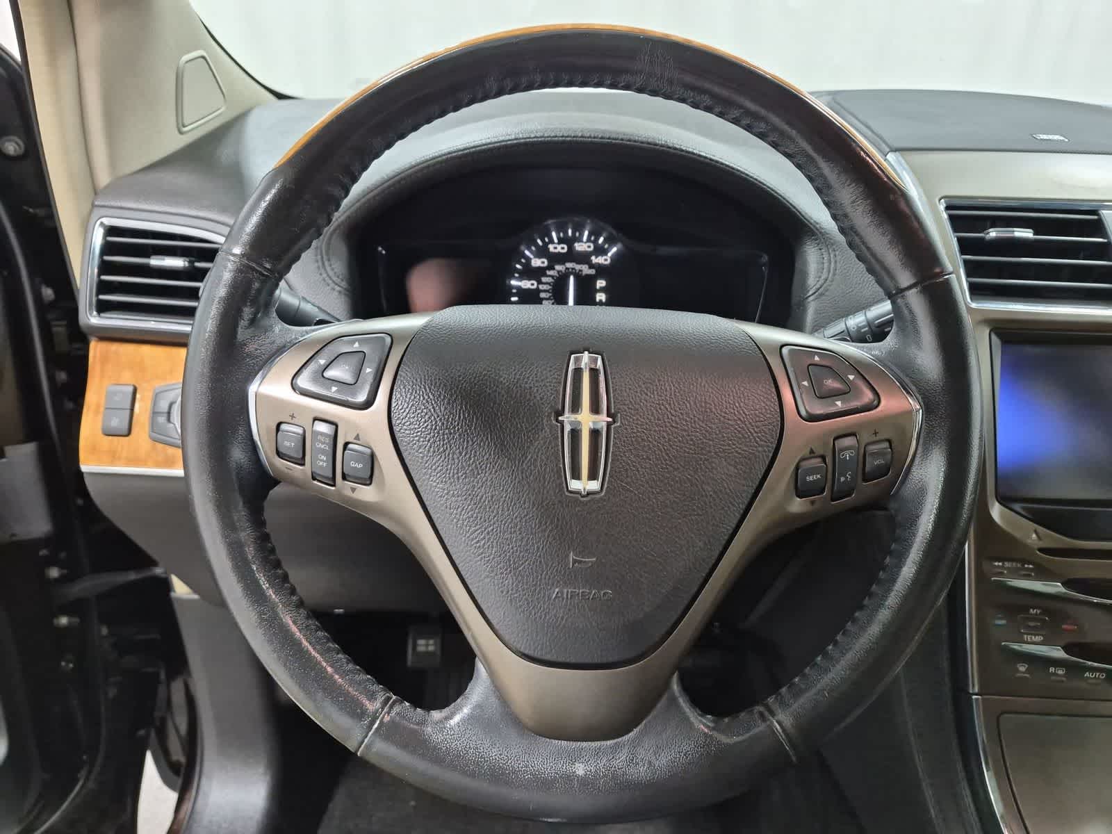 Thumbnail: 2013 Lincoln MKX - 31
