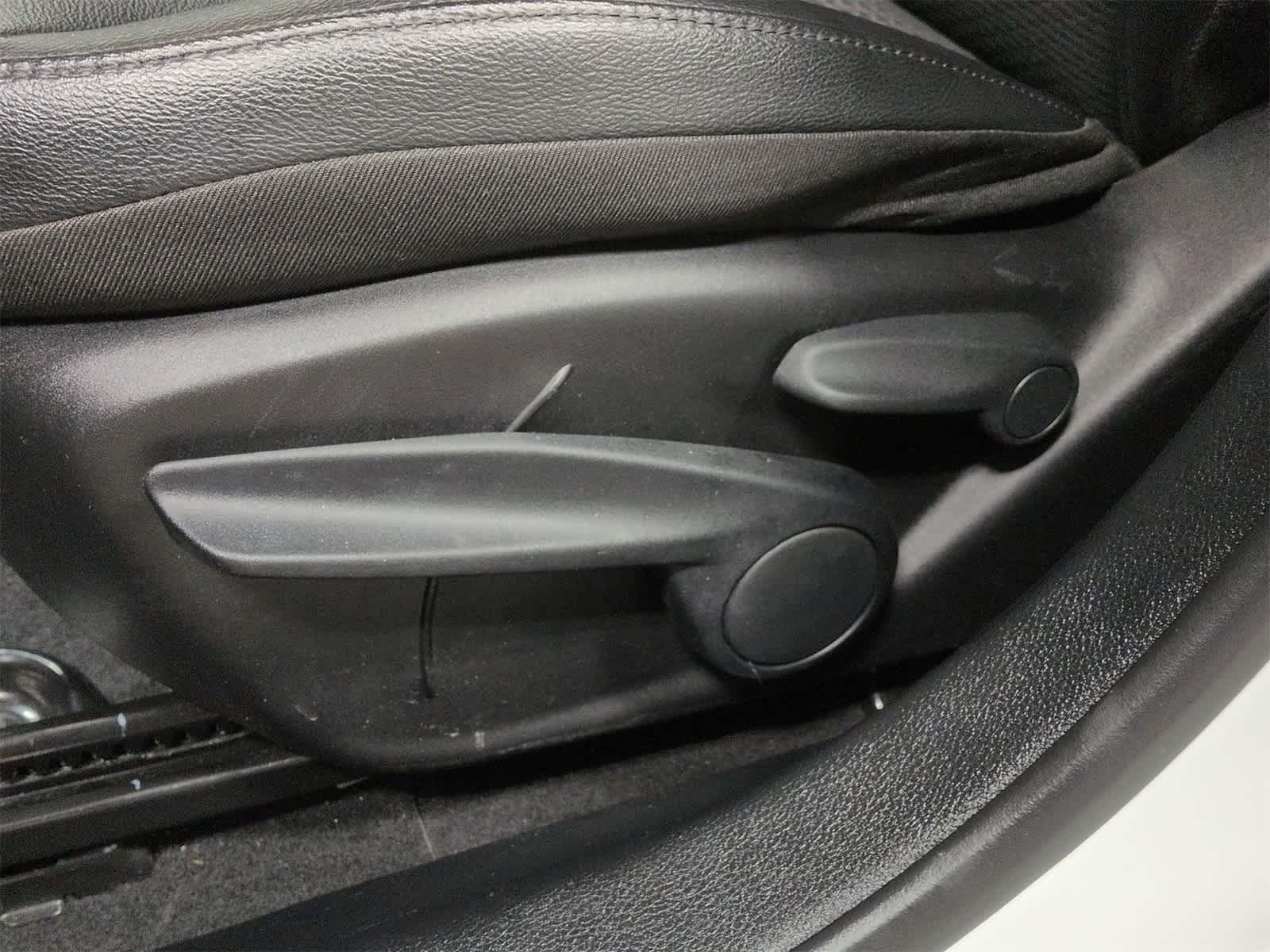 Thumbnail: 2025 Jeep Compass - 18