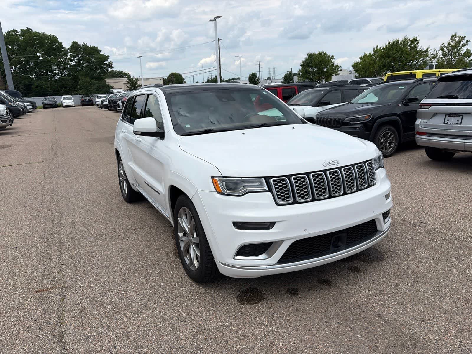 Thumbnail: 2021 Jeep Grand Cherokee - 5