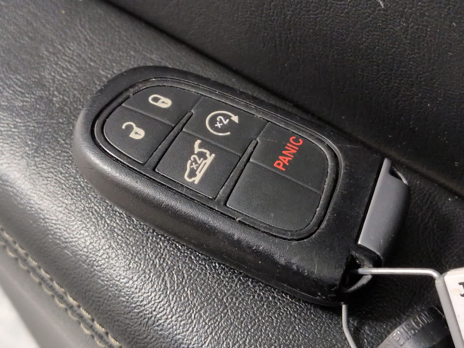 Thumbnail: 2018 Jeep Cherokee - 37