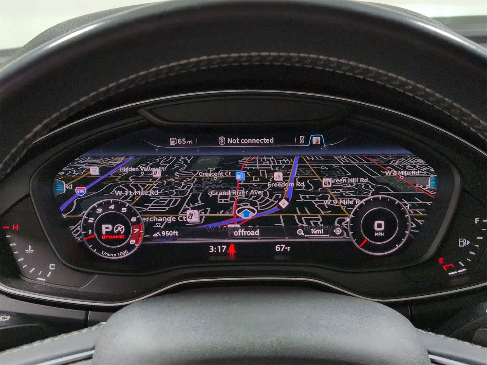 Thumbnail: 2019 Audi SQ5 - 36