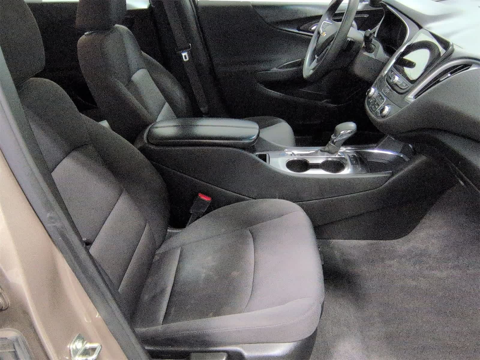 Thumbnail: 2023 Chevrolet Malibu - 22