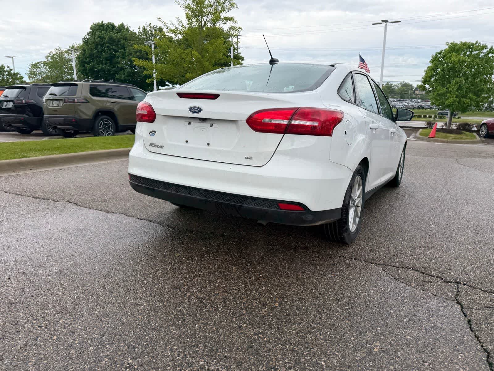 Thumbnail: 2018 Ford Focus - 18
