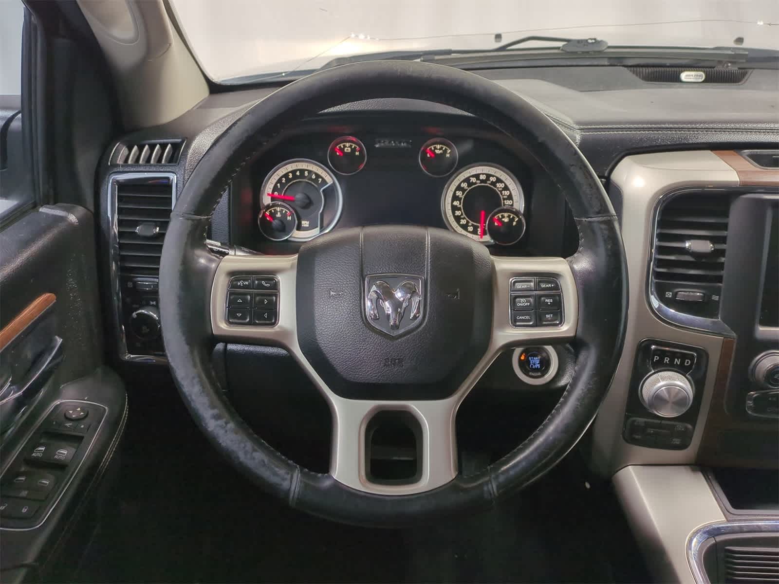 2016 RAM 1500 Laramie 23