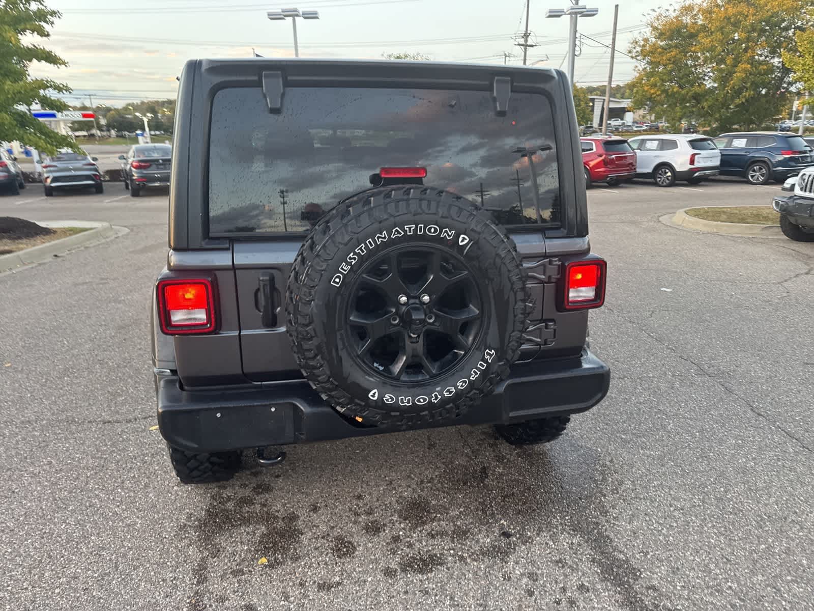 Thumbnail: 2023 Jeep Wrangler - 23