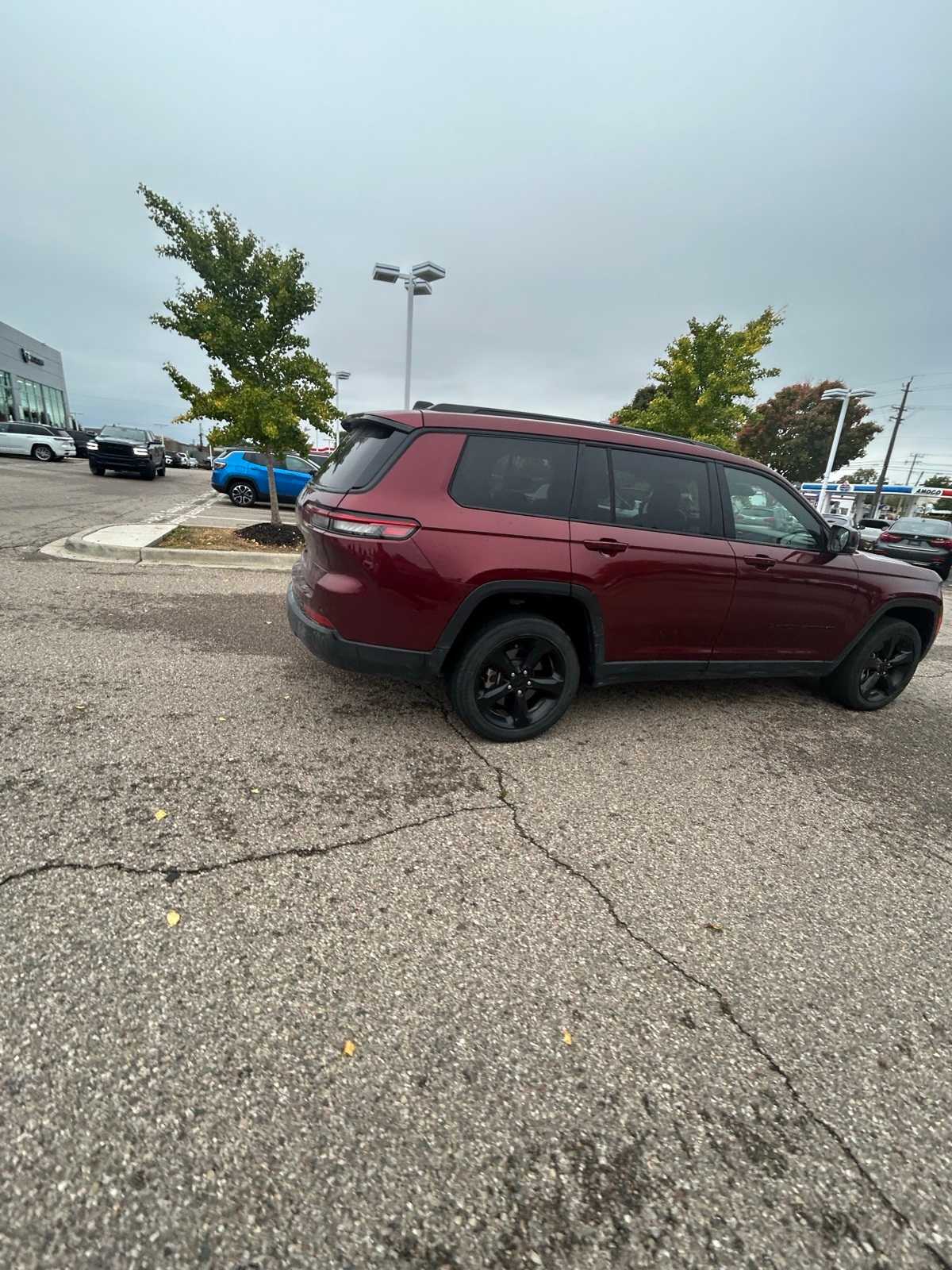 Thumbnail: 2023 Jeep Grand Cherokee L - 18