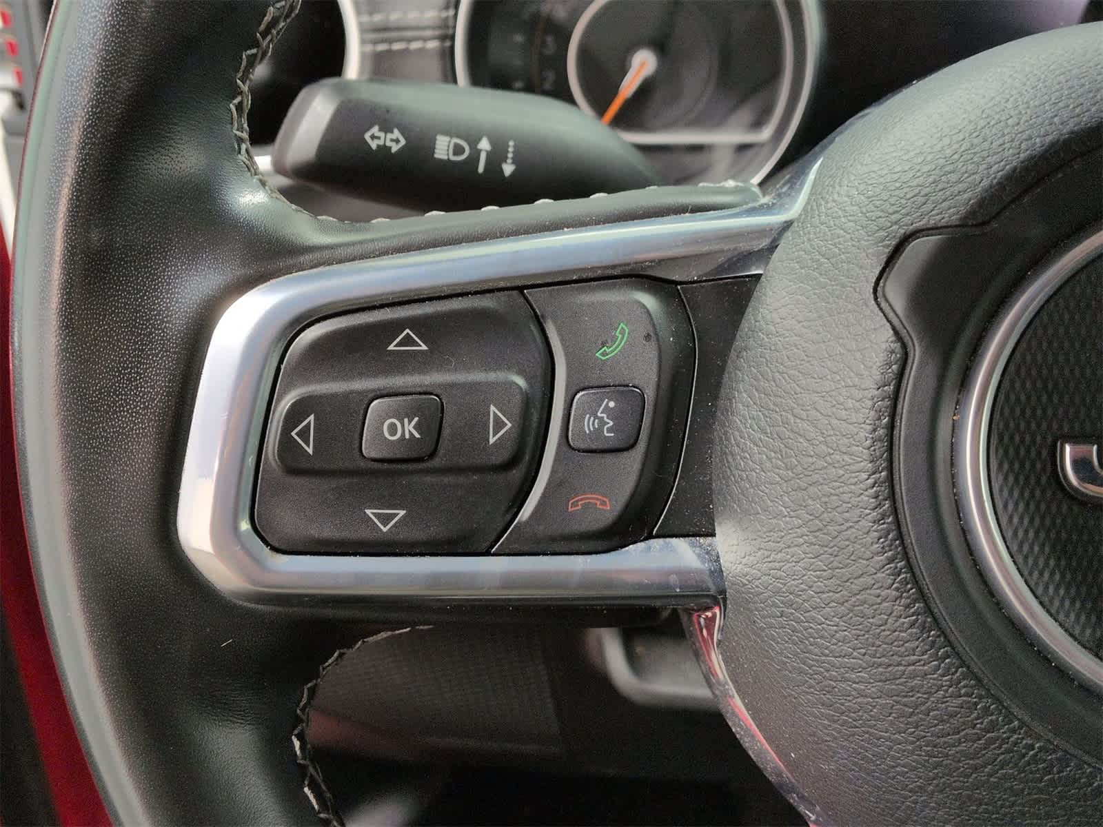 Thumbnail: 2021 Jeep Gladiator - 24