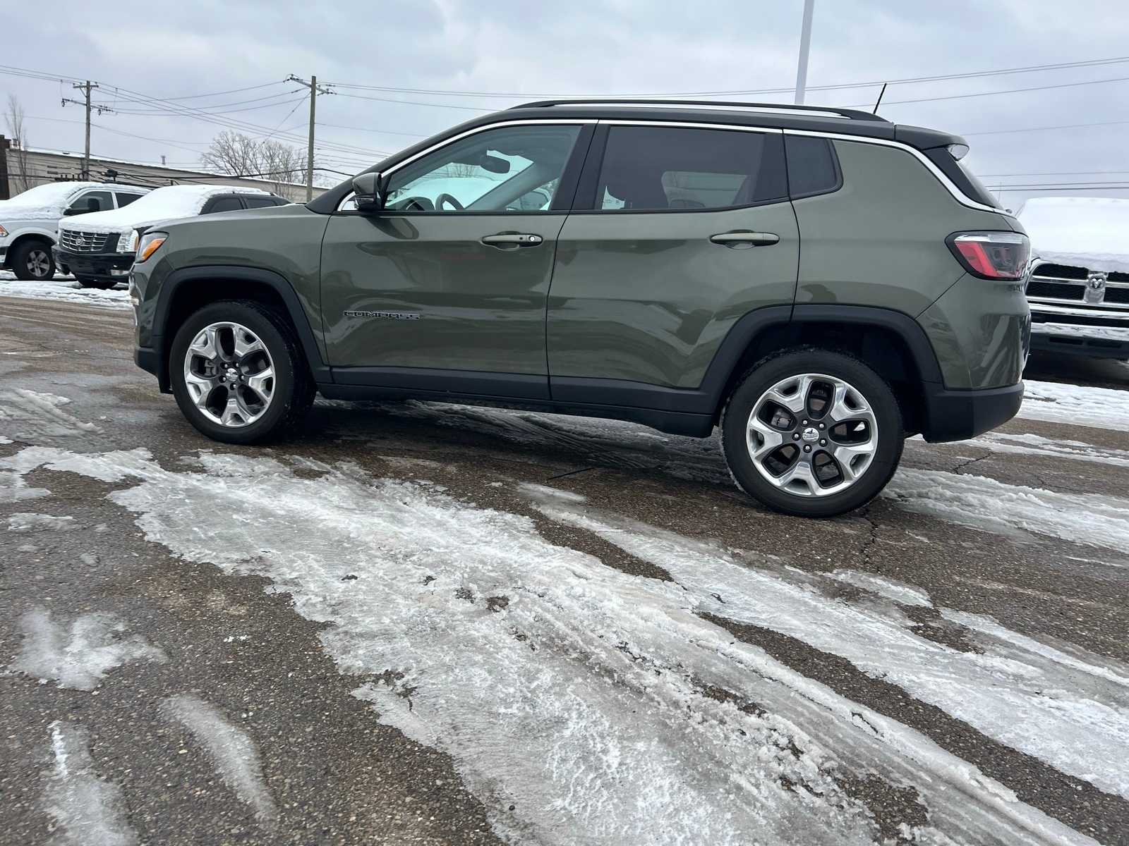 Thumbnail: 2021 Jeep Compass - 25
