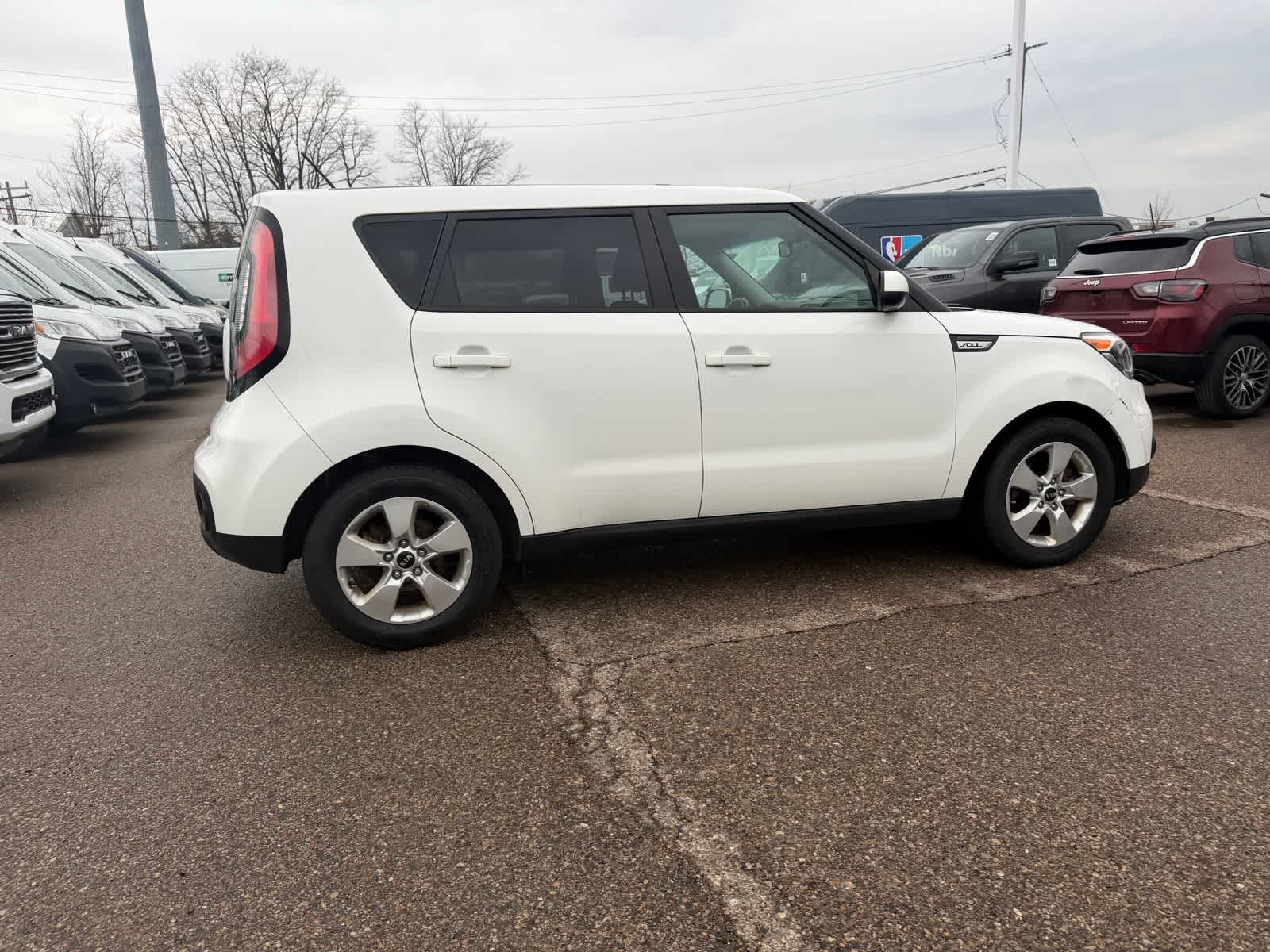 Thumbnail: 2017 Kia Soul - 12