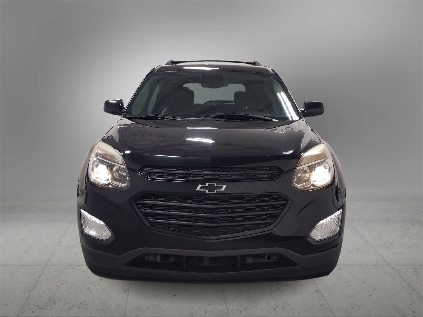 Thumbnail: 2017 Chevrolet Equinox - 3