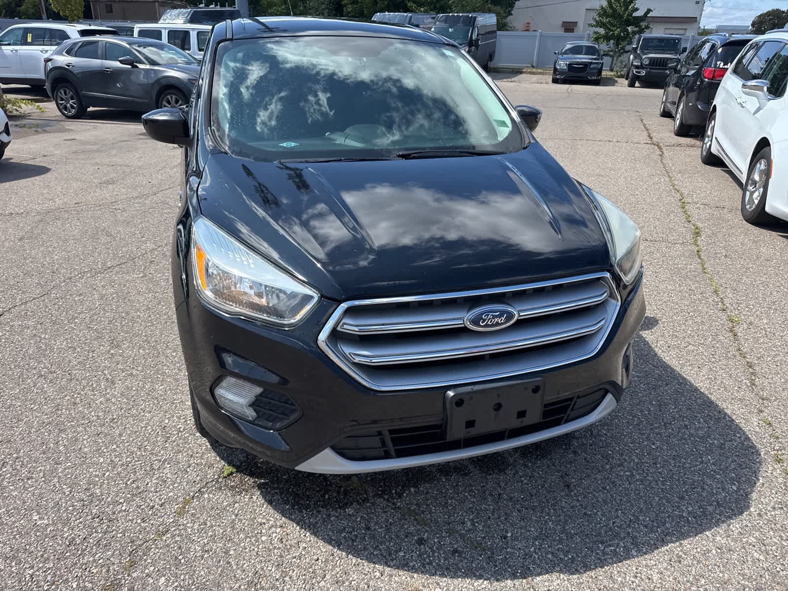 Thumbnail: 2017 Ford Escape - 4