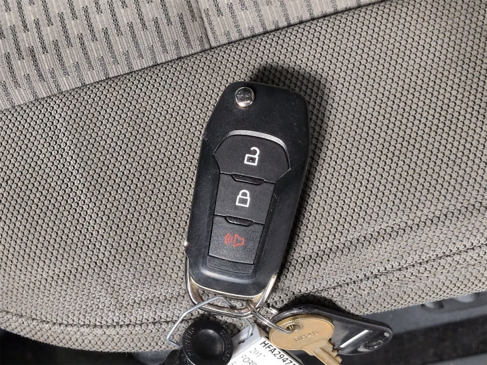 Thumbnail: 2017 Ford F-150 - 33