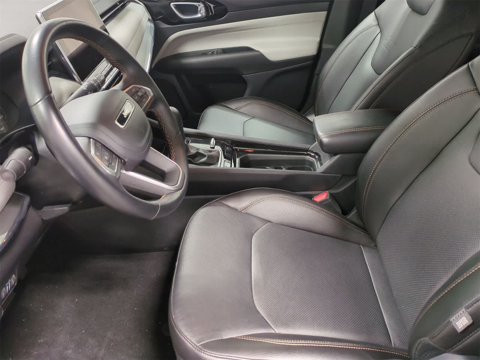 2022 Jeep Compass Limited 17