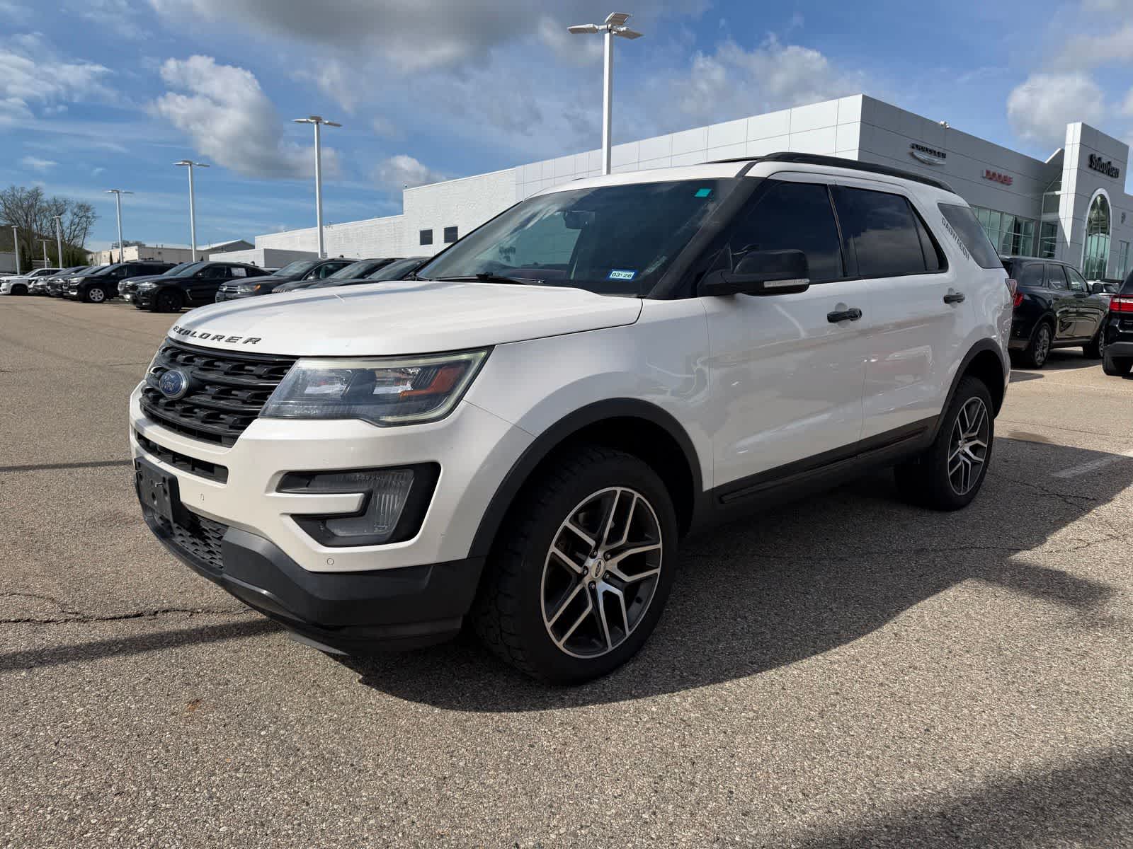 Thumbnail: 2016 Ford Explorer - 1