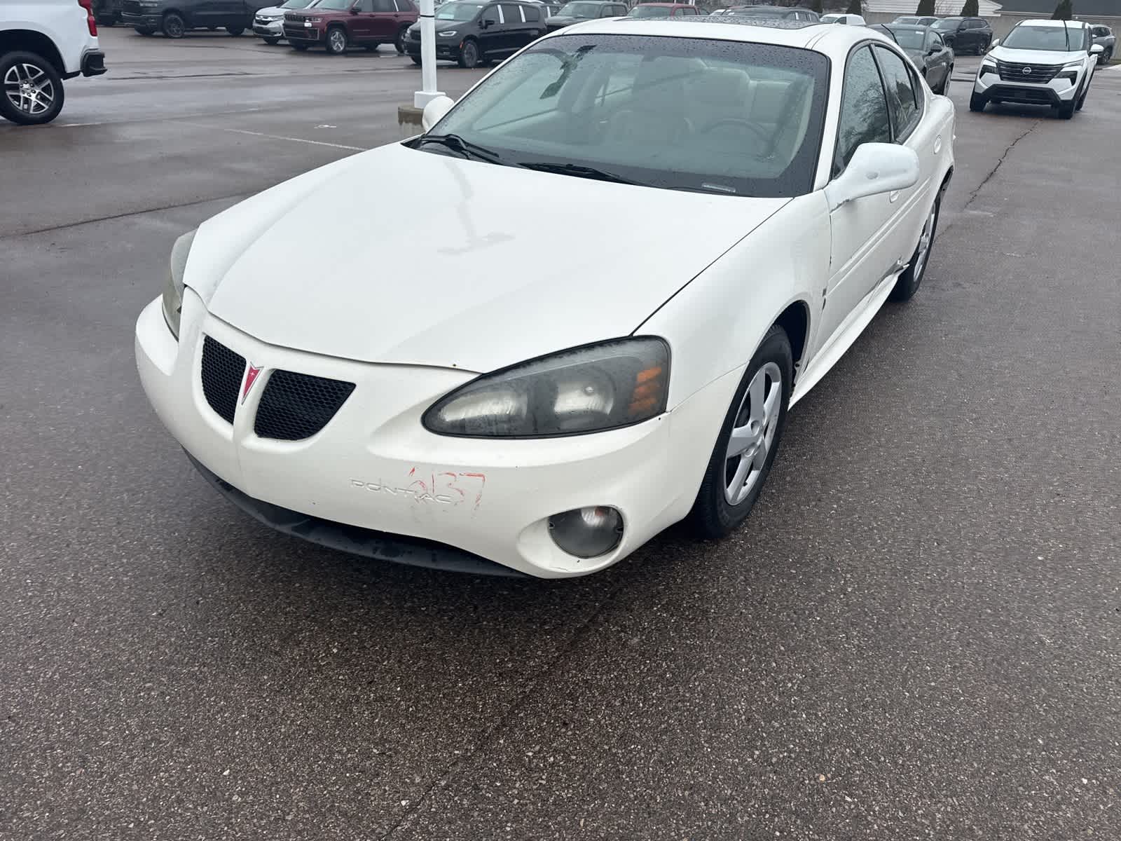 Thumbnail: 2008 Pontiac Grand Prix - 2