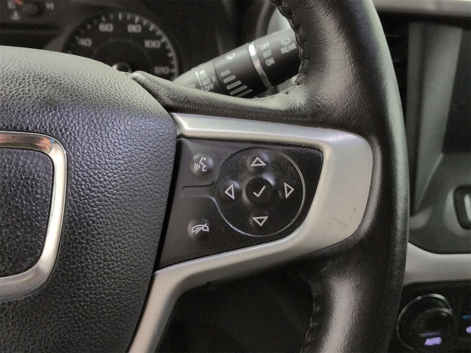 Thumbnail: 2019 GMC Acadia - 24