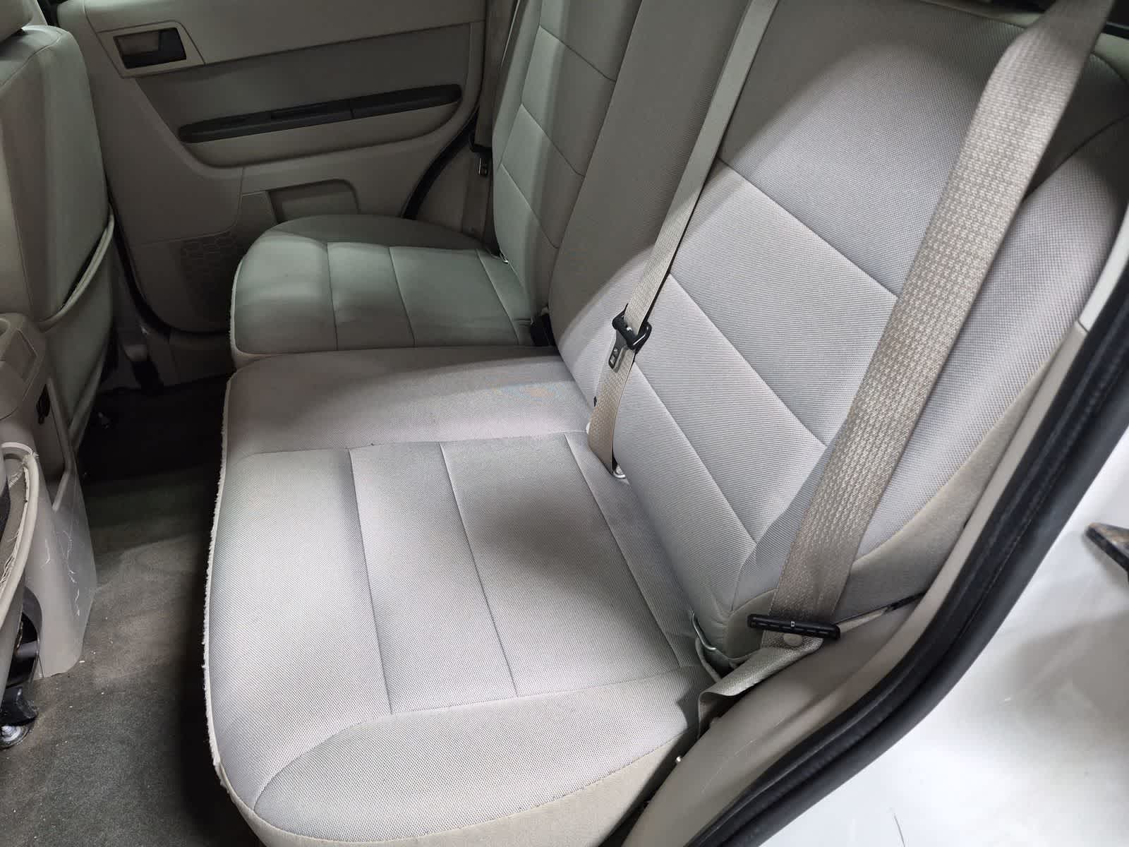 Thumbnail: 2011 Ford Escape - 26