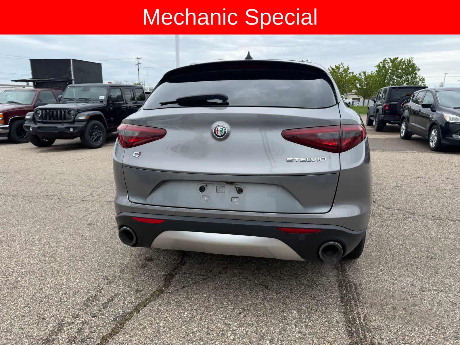 Thumbnail: 2018 Alfa Romeo Stelvio - 19