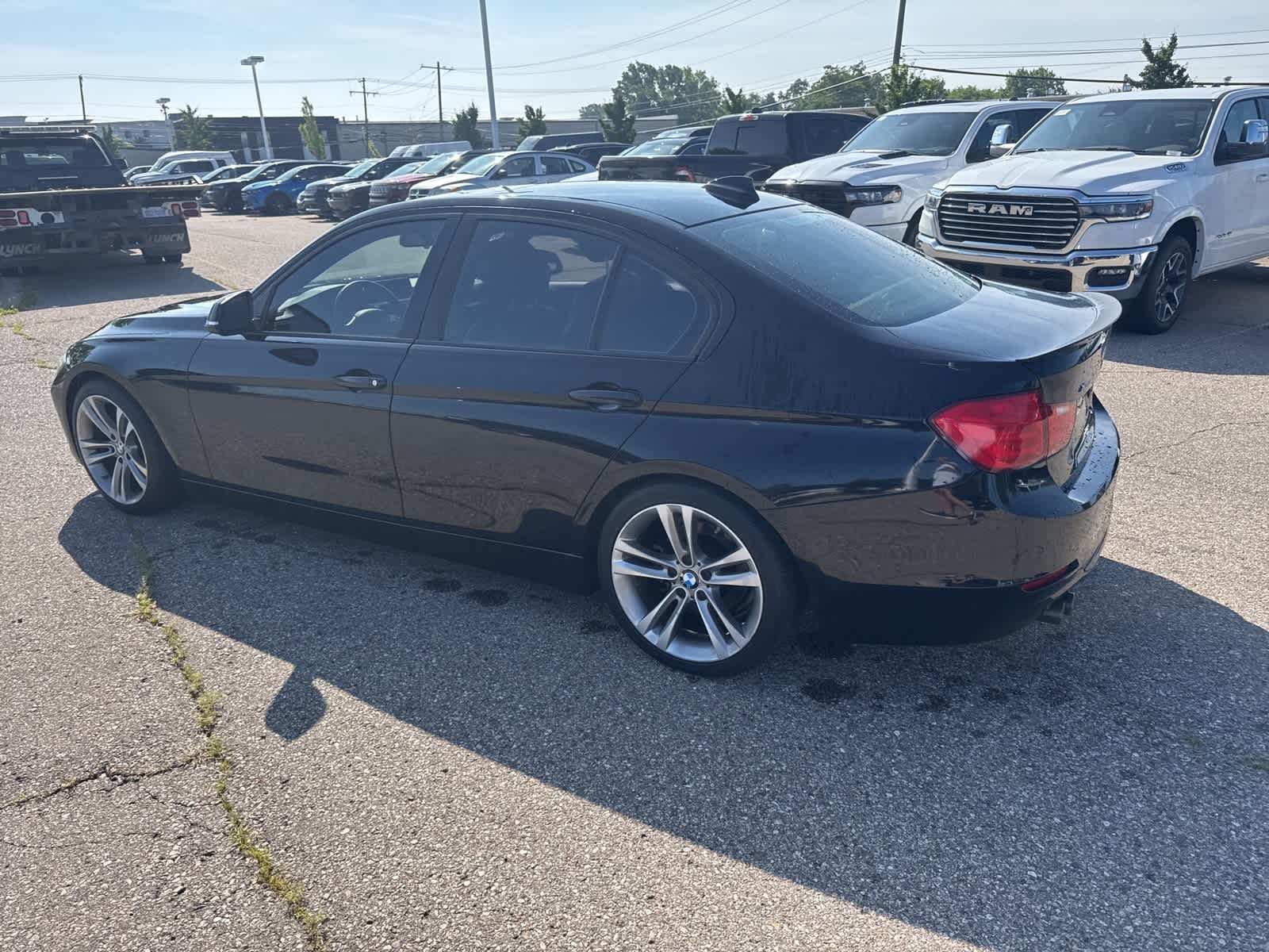 Thumbnail: 2015 BMW 3 Series - 25