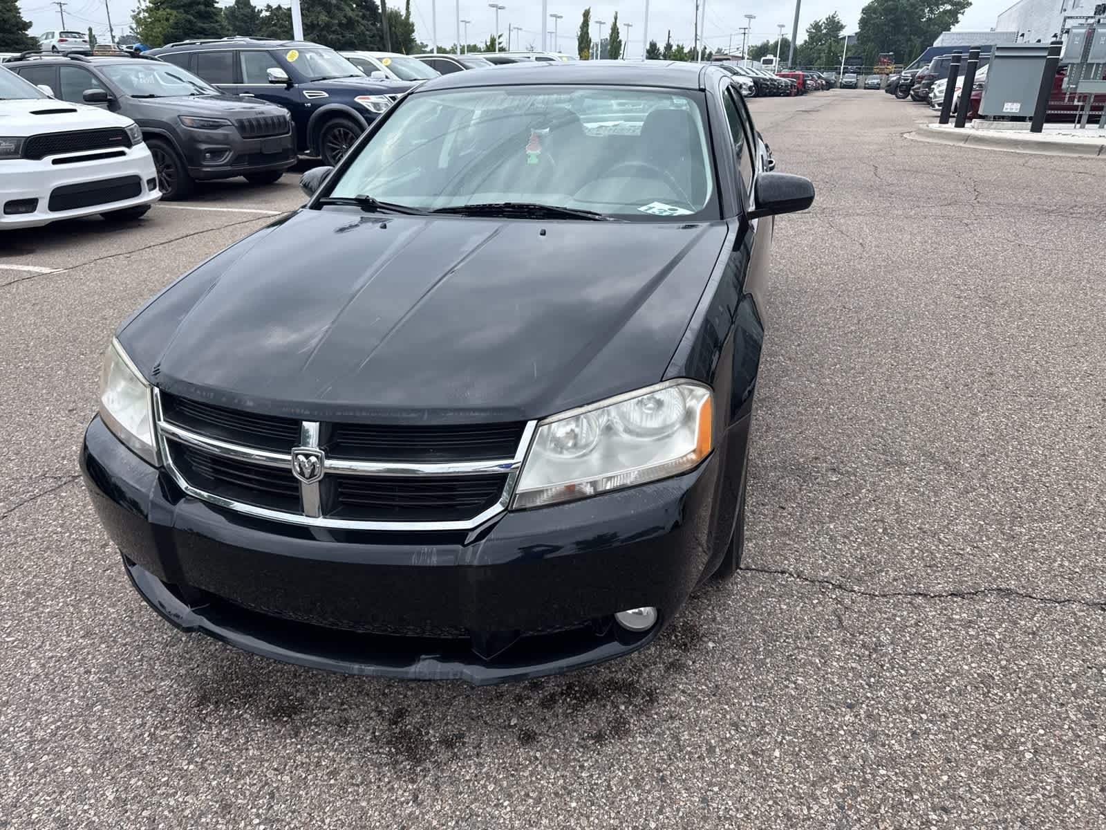 Thumbnail: 2010 Dodge Avenger - 3