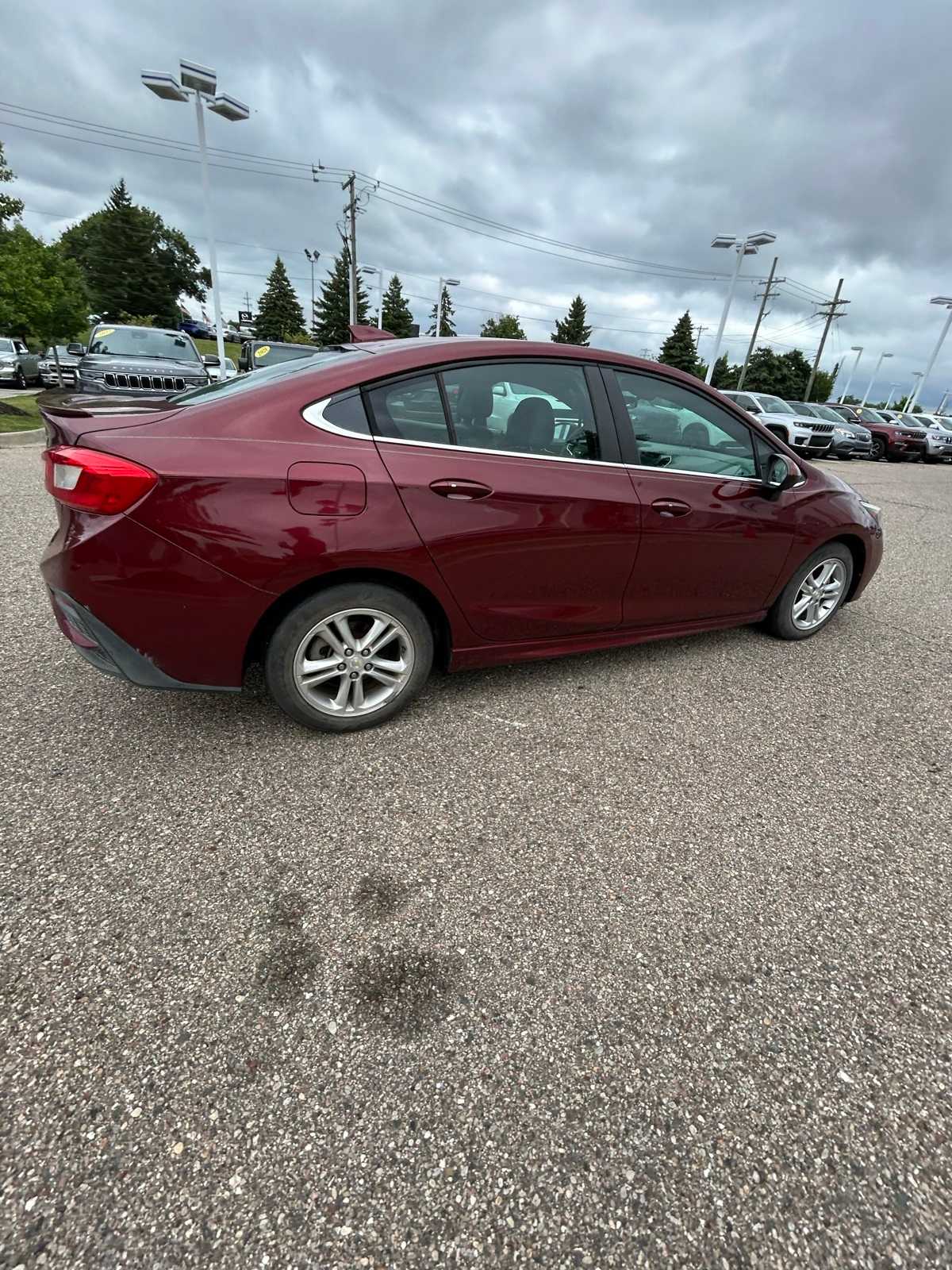 Thumbnail: 2016 Chevrolet Cruze - 16