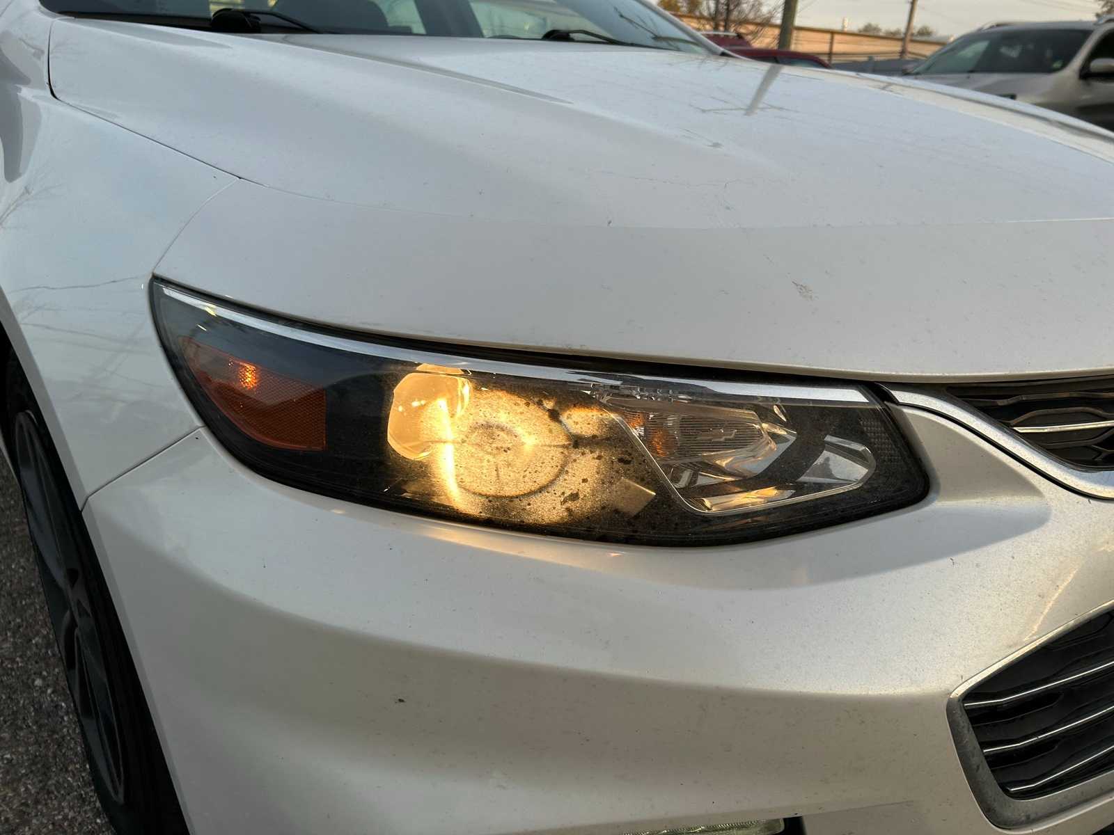 Thumbnail: 2016 Chevrolet Malibu - 27