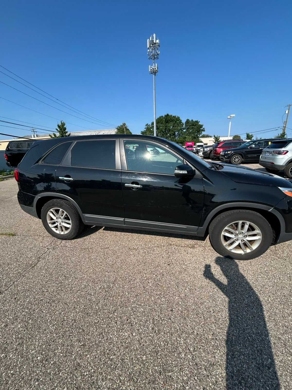 Thumbnail: 2015 Kia Sorento - 9