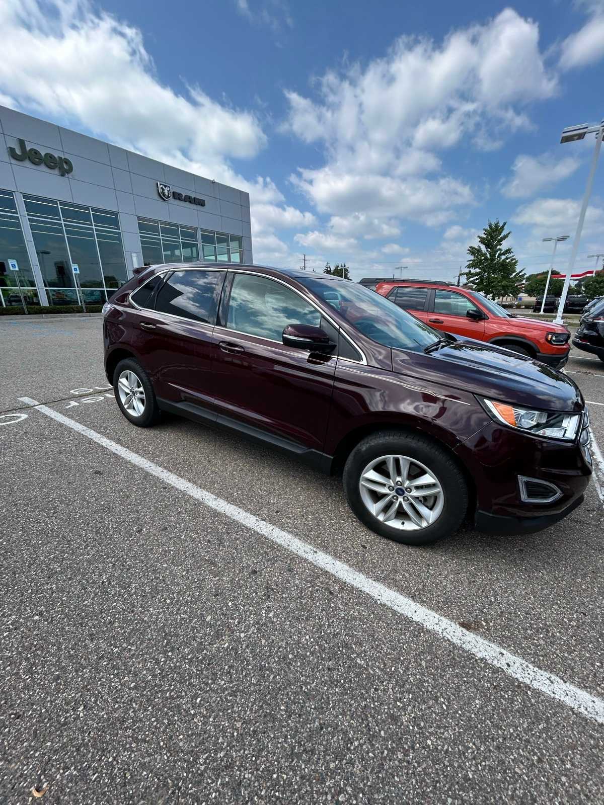 Thumbnail: 2017 Ford Edge - 9
