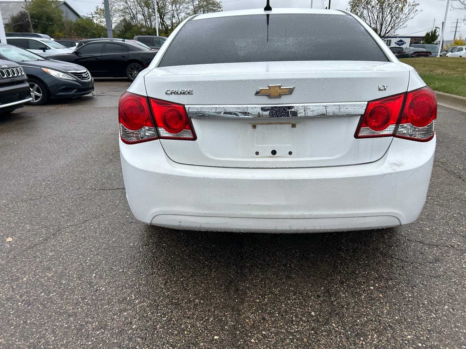Thumbnail: 2012 Chevrolet Cruze - 19