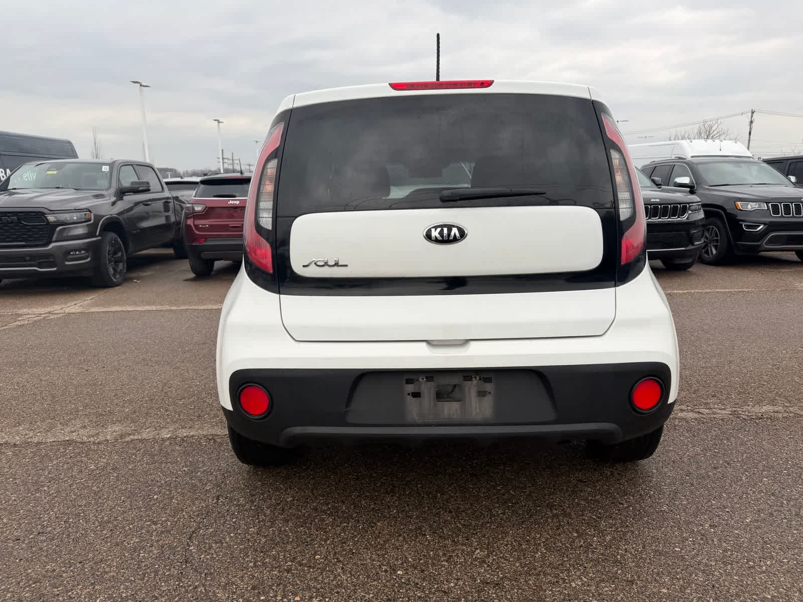 Thumbnail: 2017 Kia Soul - 18