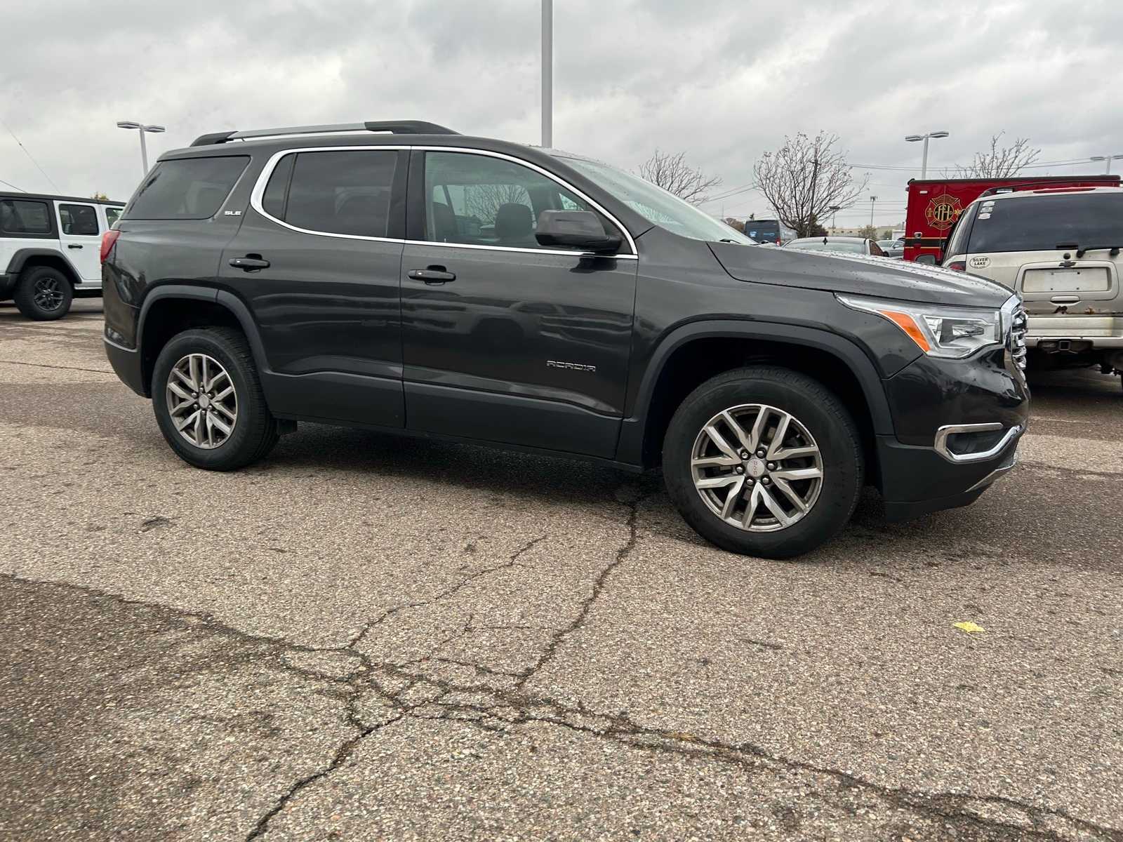 Thumbnail: 2017 GMC Acadia - 9