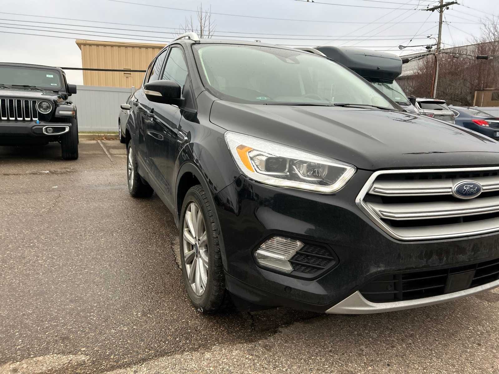 Thumbnail: 2018 Ford Escape - 10