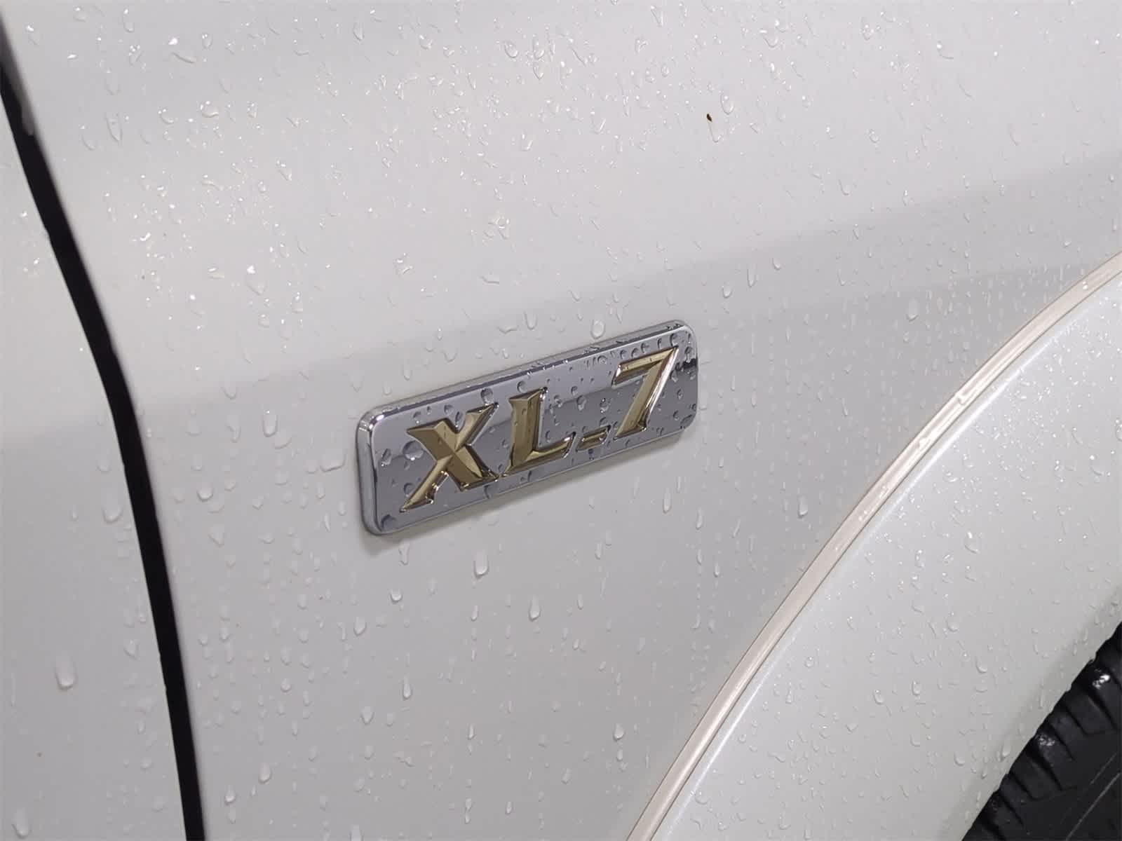 2003 Suzuki XL-7 Limited Edition 13