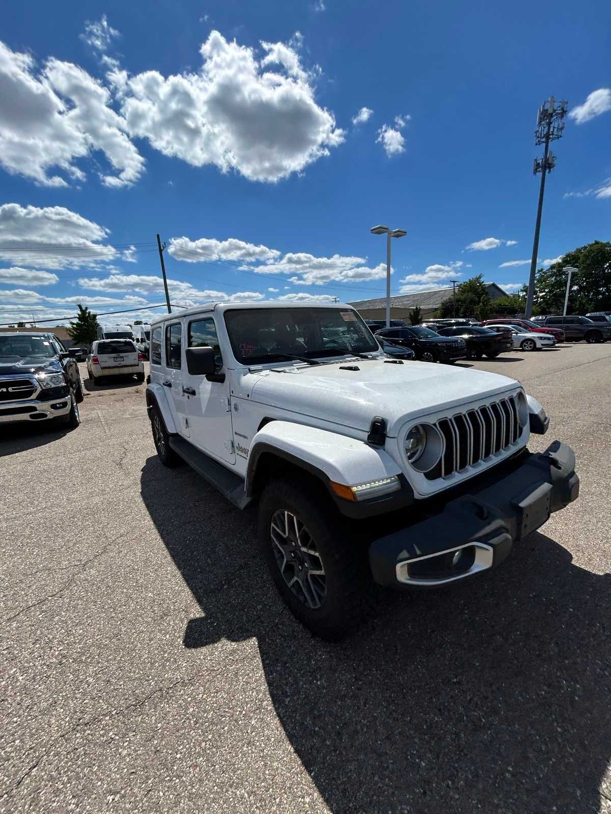 Thumbnail: 2024 Jeep Wrangler - 9