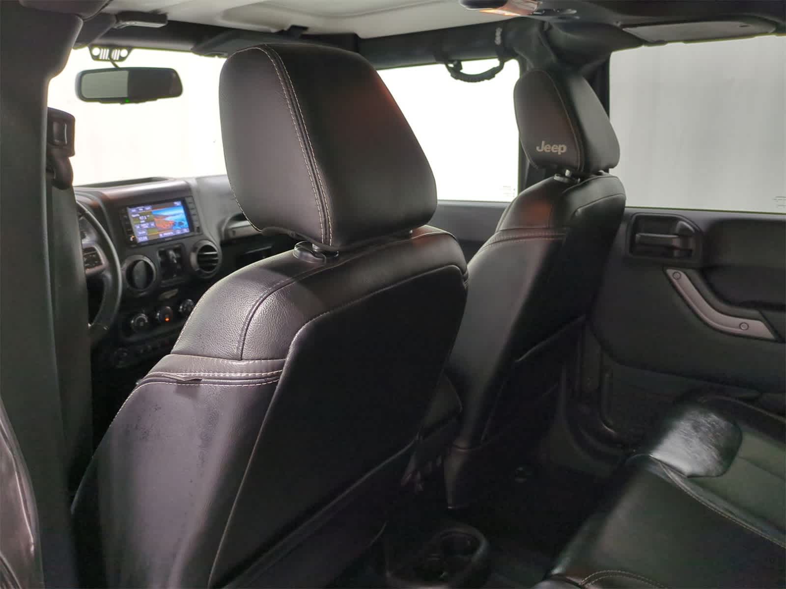 Thumbnail: 2018 Jeep Wrangler - 18