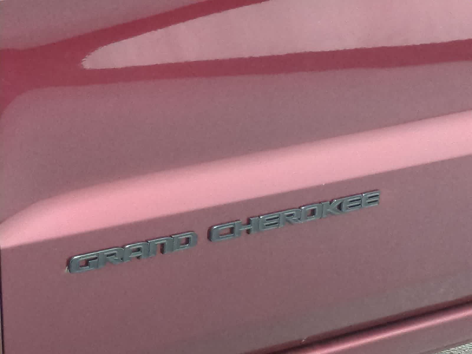 Thumbnail: 2020 Jeep Grand Cherokee - 13