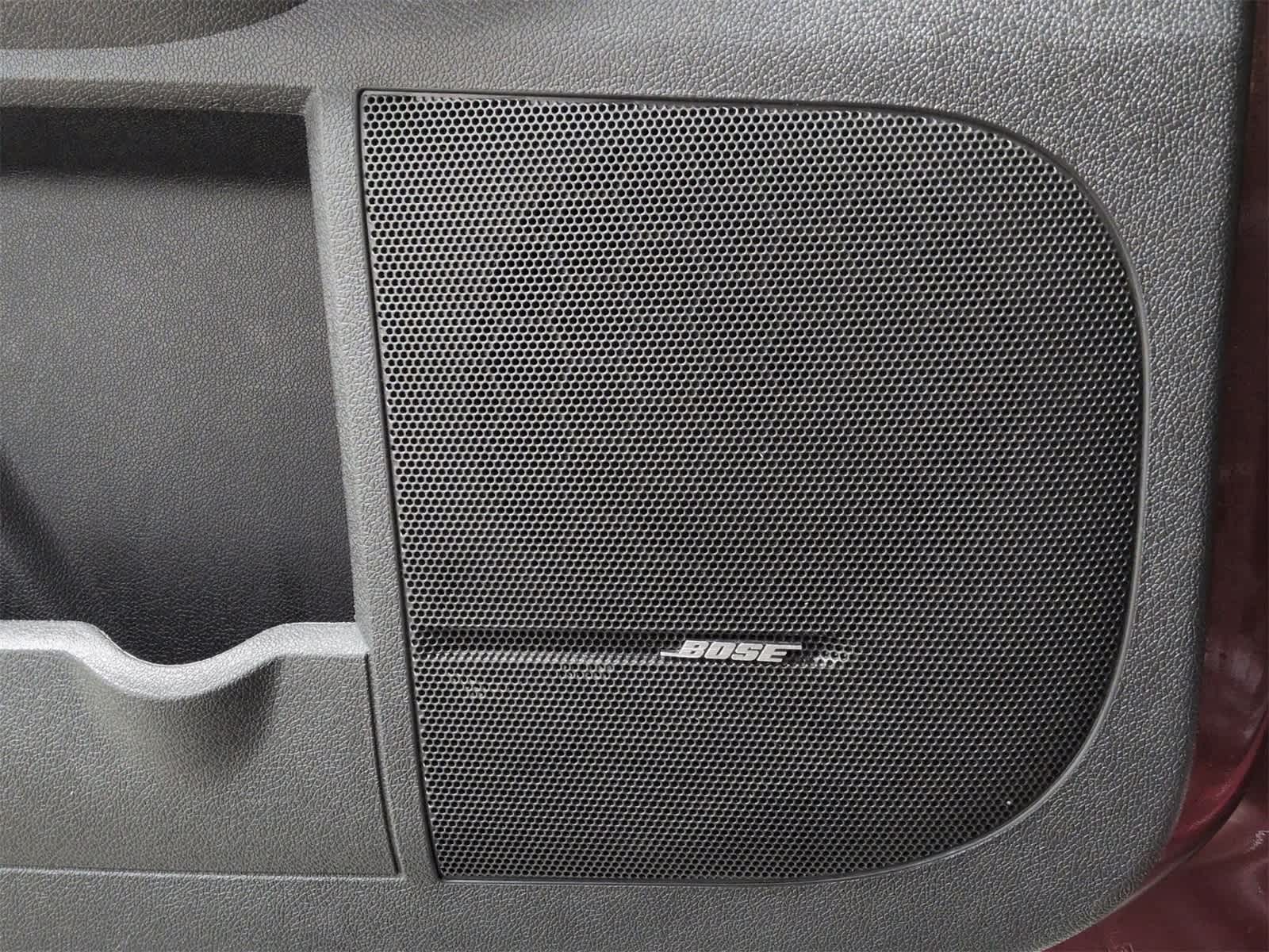 Thumbnail: 2016 Chevrolet Traverse - 30