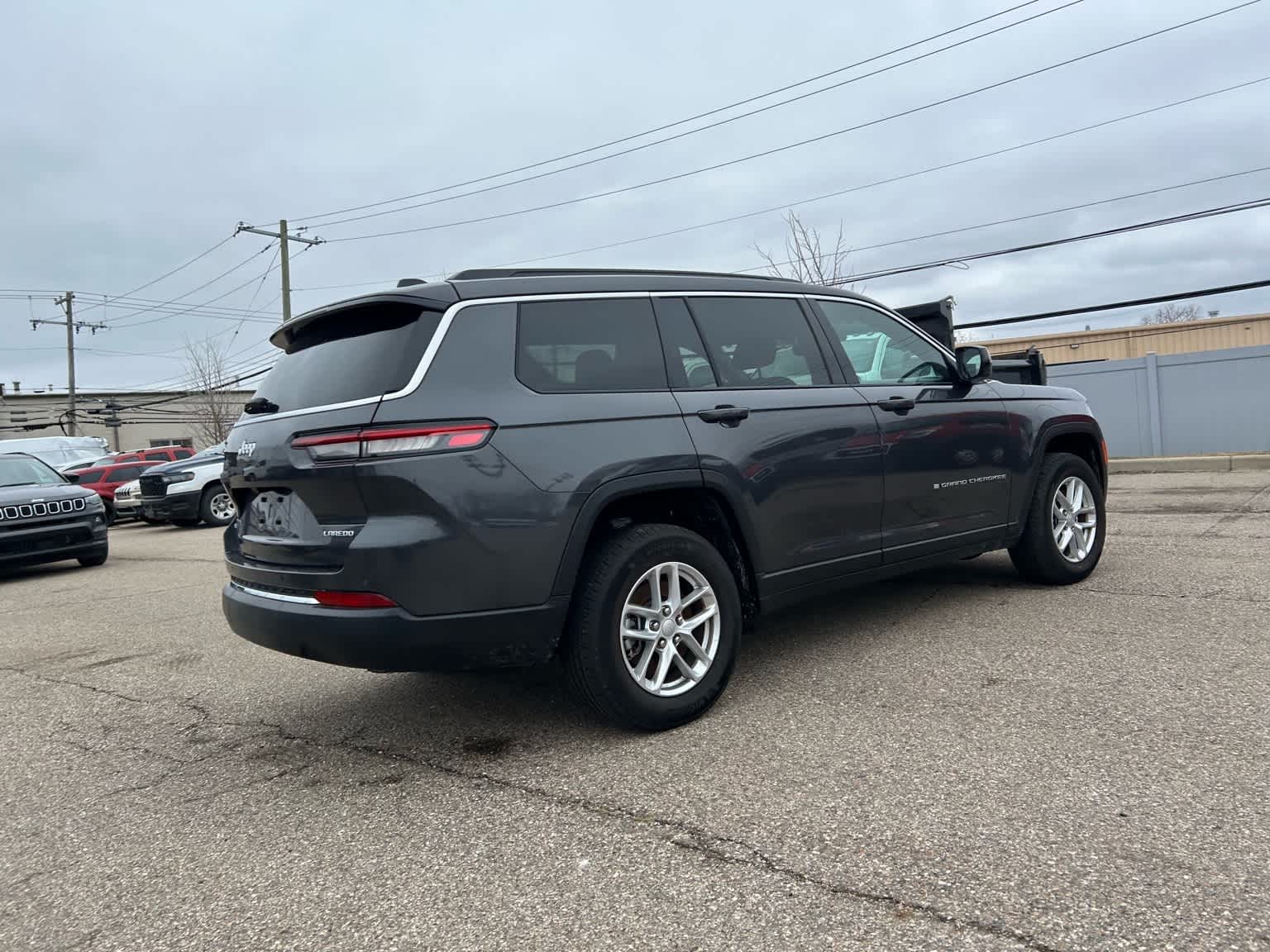 Thumbnail: 2024 Jeep Grand Cherokee L - 19